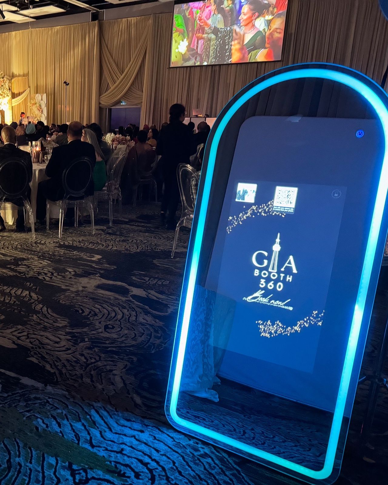 Magic Mirror Booth — real event photo Toronto GTA