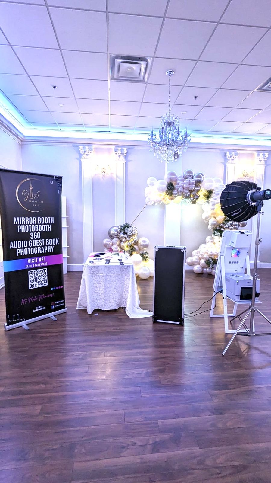 Mirror Booth — real event photo Toronto GTA