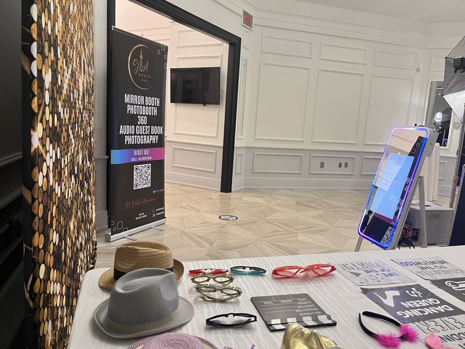 Mirror Booth — real event photo Toronto GTA