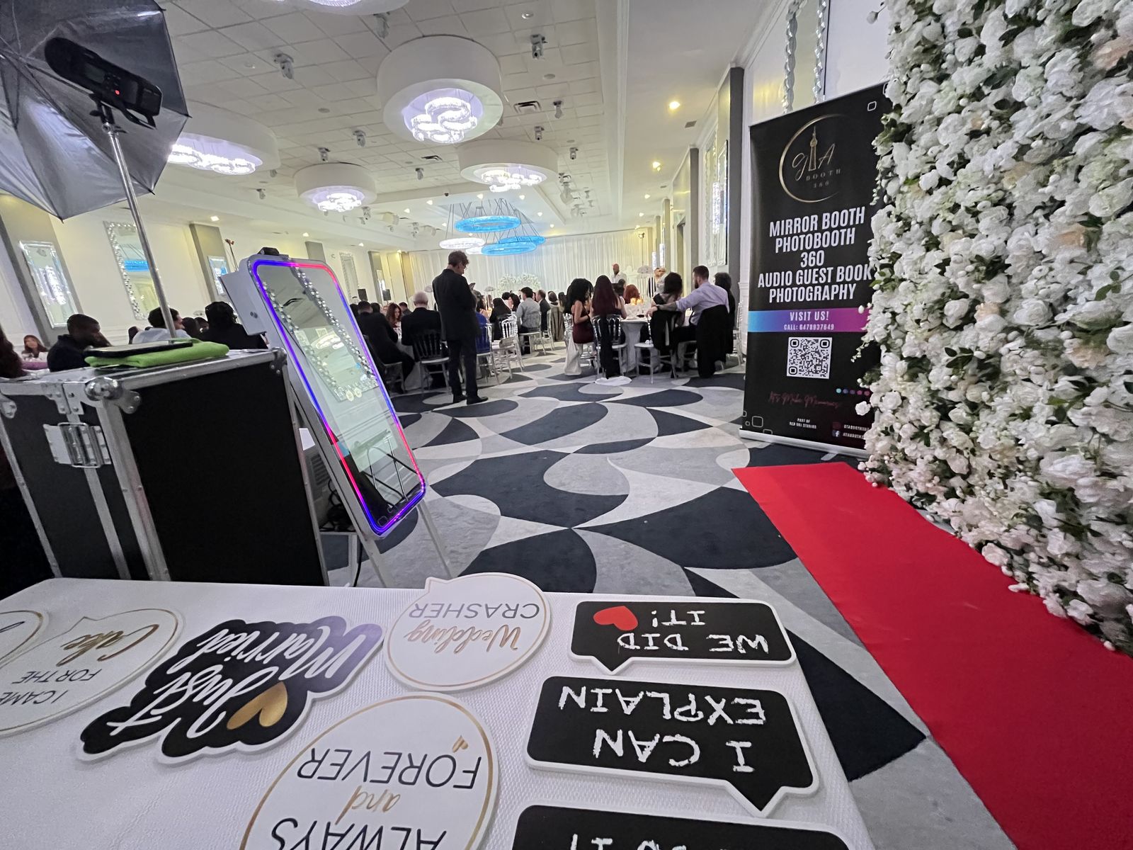 Mirror Booth — real event photo Toronto GTA